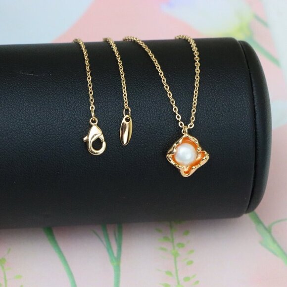 "Elegant Rose Gold Pearl Pendant Necklace for Women, XPNL1912 - Picture 7 of 13